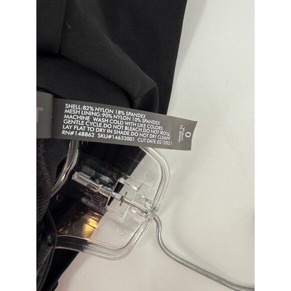 NEW TAGS Torrid Active Size 0 Black Snake Rose Wireless Cropped Piping Rashguard - Picture 11 of 12